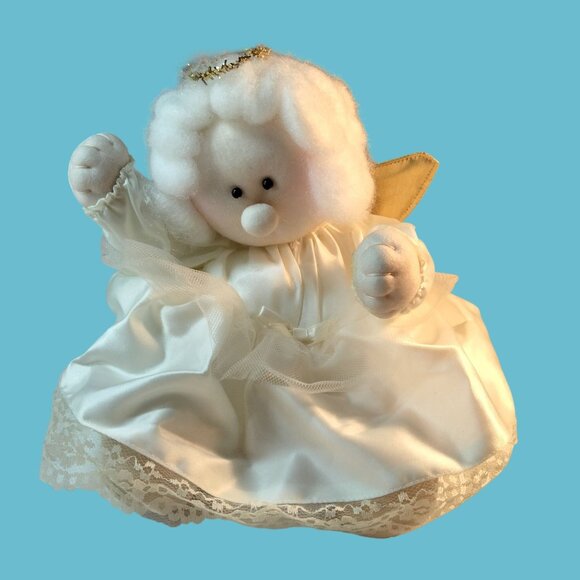 Plush Angel Doll Music Box Movement Satin Lace Gold Wings Hark The Angels Sing - Picture 1 of 12